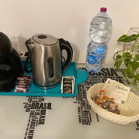 Апартаменты A Casa Da Mari Stanza Privata Bagno Condiviso Ольбия Экстерьер фото